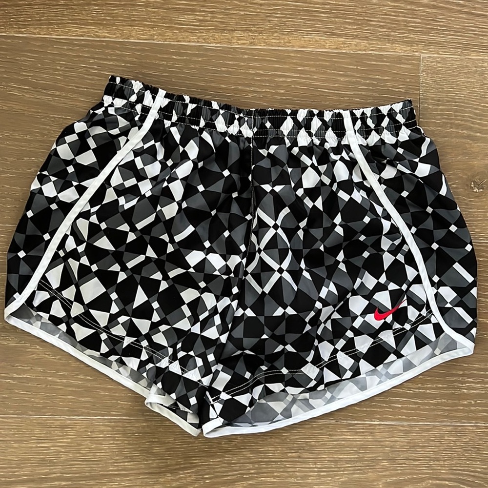 Nike Dri-Fit Shorts Geometric Print | L
